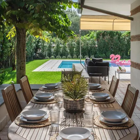 Con Piscina Privata Apartamento